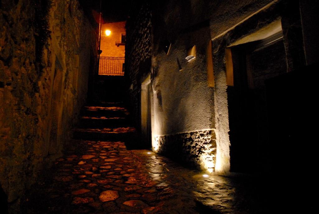 Yuba - Aragon Home Holiday Montalbano Elicona Esterno foto