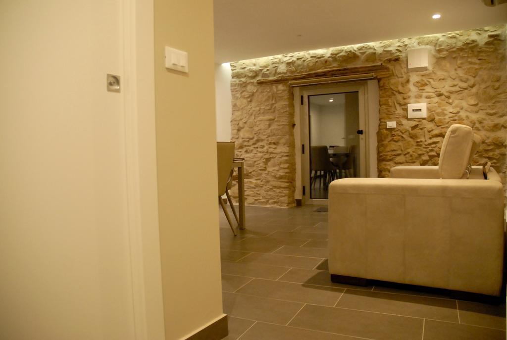 Yuba - Aragon Home Holiday Montalbano Elicona Esterno foto