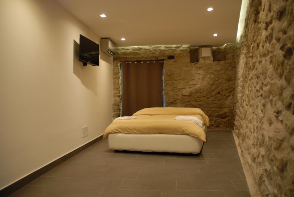 Yuba - Aragon Home Holiday Montalbano Elicona Esterno foto