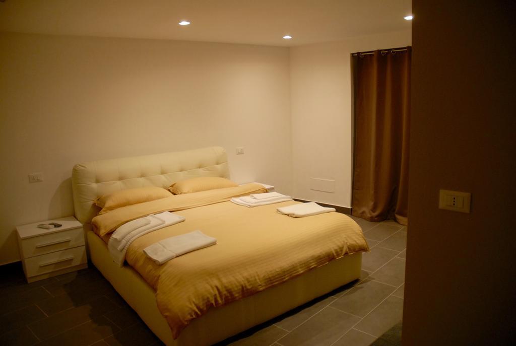 Yuba - Aragon Home Holiday Montalbano Elicona Esterno foto